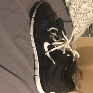 Nike Women’s size 7 sneakers